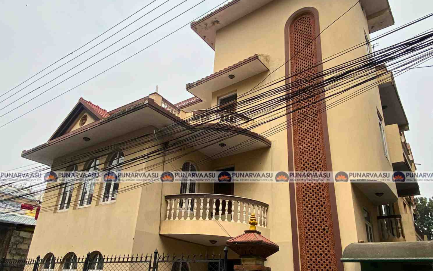 4.5 aana Beautiful Semi-Bangalow